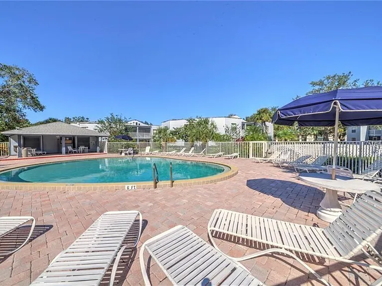 3638 Southpointe Dr — Photo 22