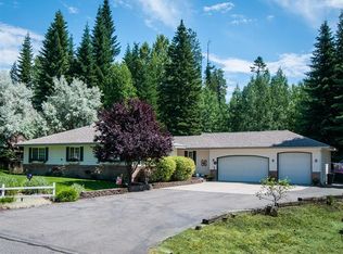3063 E Cambridge Dr, Hayden Lake, ID 83835