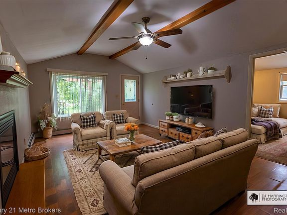 2nd image of 3063 Stockbridge Ave