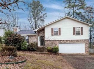 4118 Sam Peck Rd, Little Rock, AR 72223
