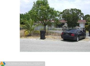 690 SW 29th Ter, Fort Lauderdale, FL 33316