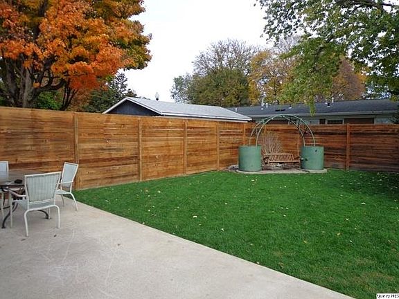 Home for Sale in Quincy, IL $98,900