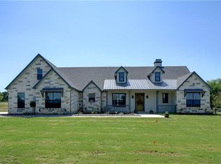 104 Lone Star Way, Godley, TX 76044