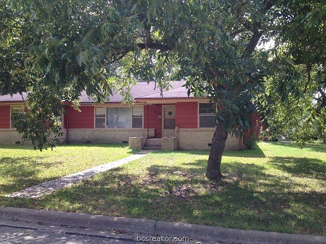 1st image of 519 N Judson St