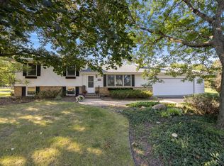 5217 W 91st St, Bloomington, MN 55437