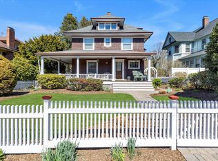 461 Main St, Northport, NY 11768