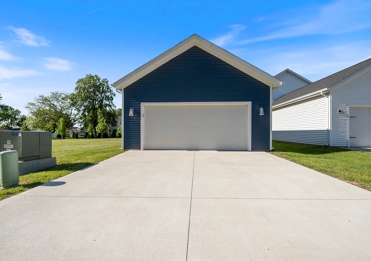 3 bed, 2.5 bath, 1628 sqft, $2,500 — Photo 4