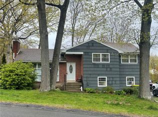 149 Harwood Rd, Waterbury, CT 06706