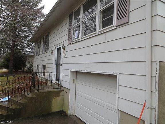 2nd image of 72 Plainfield Ave
