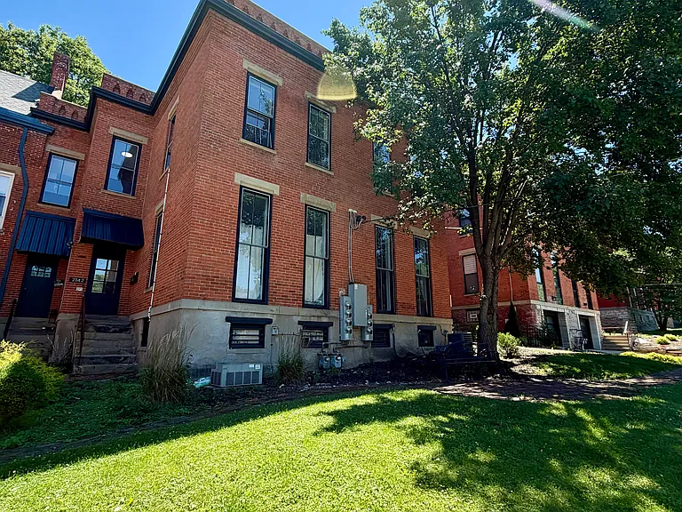 2140 Saint James Ave #3 — Photo 1