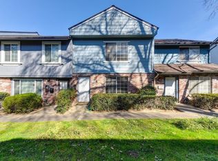 3926 Oak Villa Cir, Carmichael, CA 95608