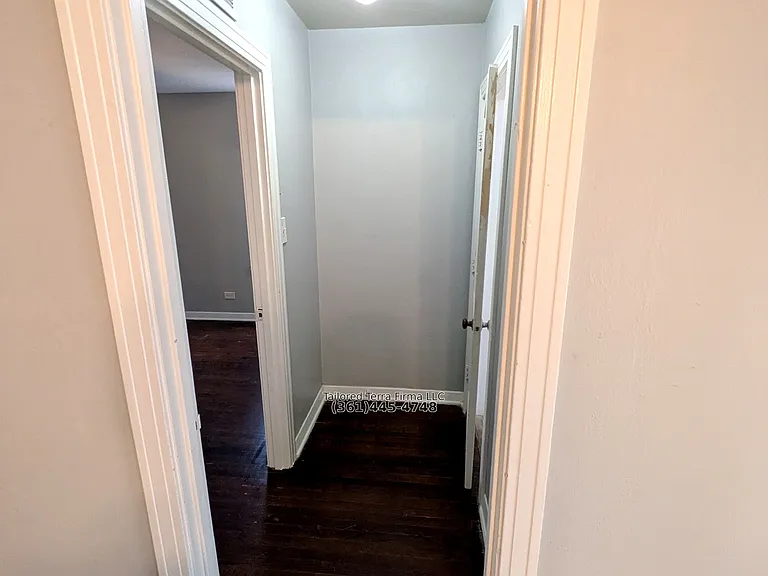 2702 Swantner St #5 — Photo 12