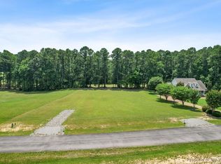 20 Landing West Way, Hartfield, VA 23071