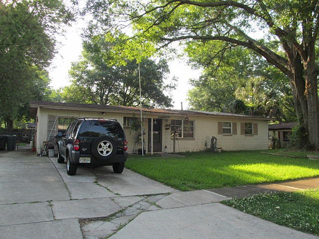 1st image of 2127 Figaro Ln