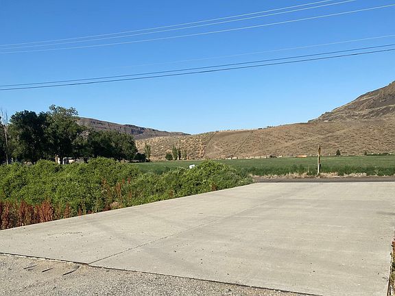 3rd image of 31 Plateau Vista Way
