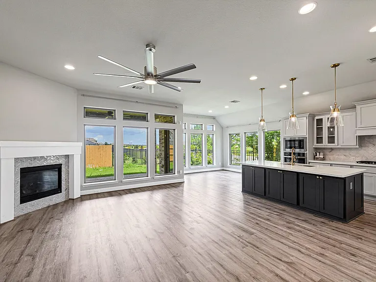 7327 Camden Crestwood Way — Photo 16