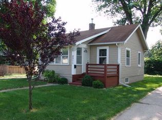 2311 38th St, Des Moines, IA 50310