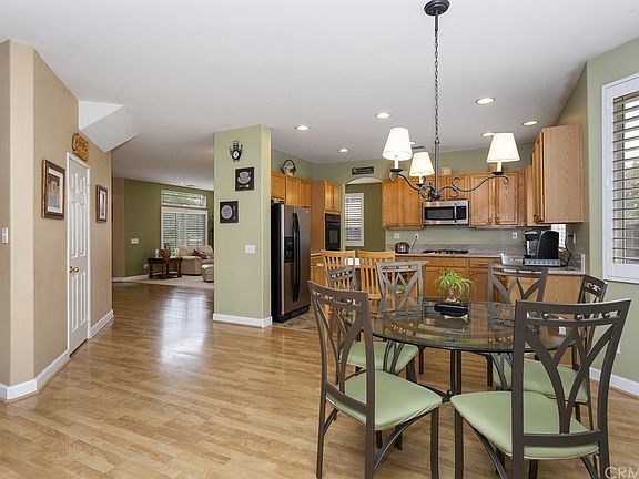 5th image of 3765 Malaga St