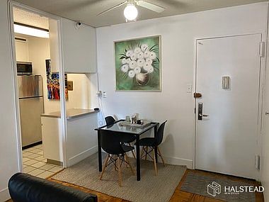 5th image of 300 E 40th St APT 5E