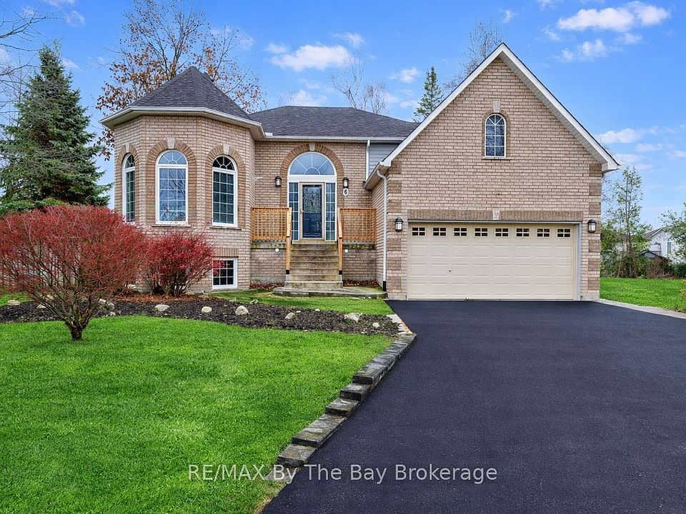 1st image of 6 Deerrun Pl