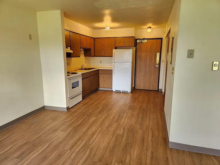 Pheasant Run Apartments — Photo 5