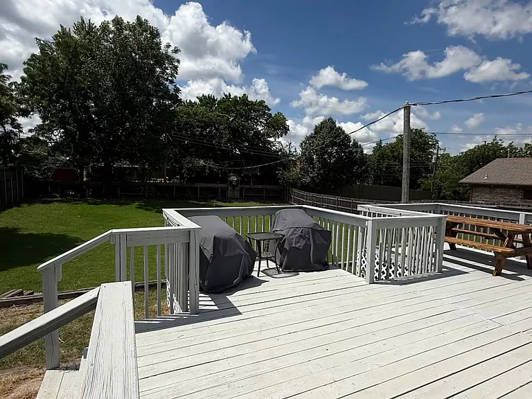 5900 NW 82nd Cir — Photo 10