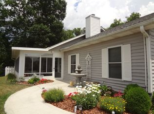 196 Cat Creek Est, Franklin, NC 28734