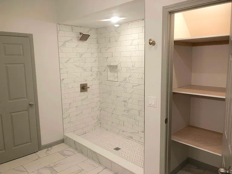 242 Ashland Ave #1 — Photo 4