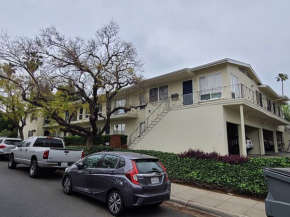 2nd image of 1700 Grevelia St APT E