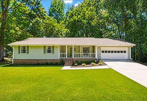 3406 Salem East Dr SE Photo 1