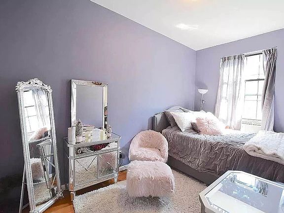 2nd image of 113 W 74th St APT 2F