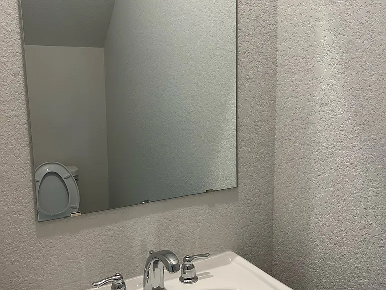 15501 Ellinger Dr — Photo 7