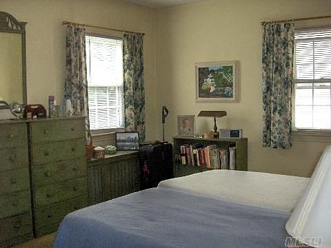 4th image of 37 Cedar Pl