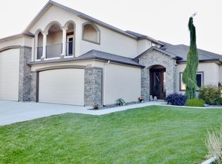 4221 Rogue Riv, Meridian, ID 83646