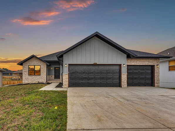 675 W Castor Loop, Nixa, MO 65714