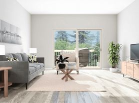 Lakeside Village Apartments