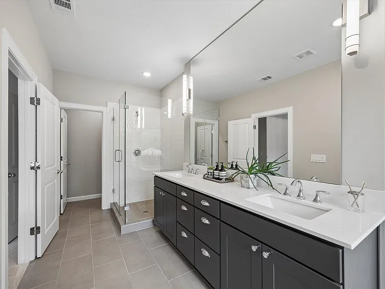 5205 Amber Sunrise Dr — Photo 30