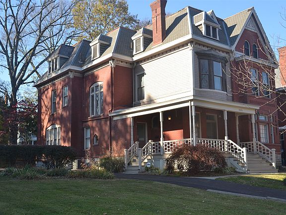 2nd image of 2923 Fairfield Ave