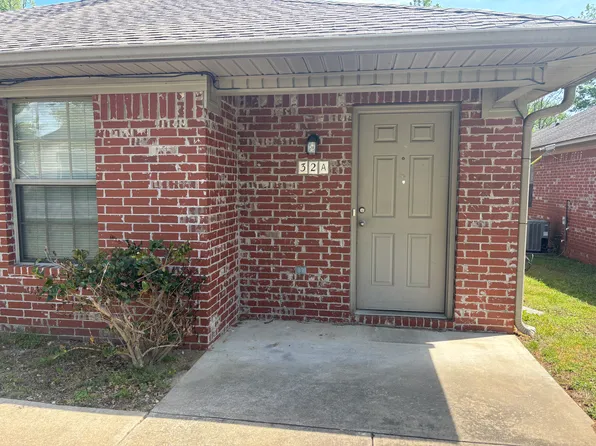 32 Sunny Gap Rd #32A, Conway, AR 72032