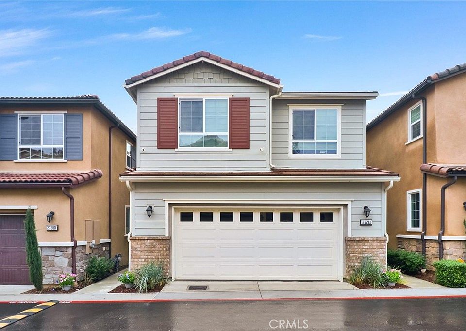 1st image of 23212 W Canterbury Way