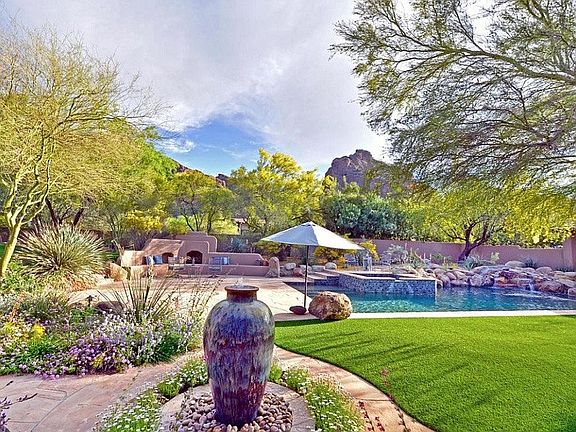 4th image of 5337 E Camelback Manor Dr