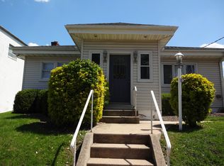 938 New Holland Rd, Reading, PA 19607