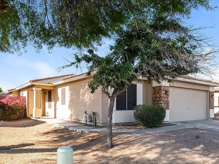 2029 W Allens Peak Dr — Photo 3