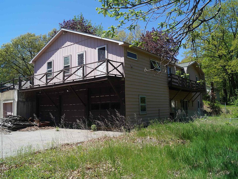 4 Ferland Drive, Derry, NH 03038 Zillow