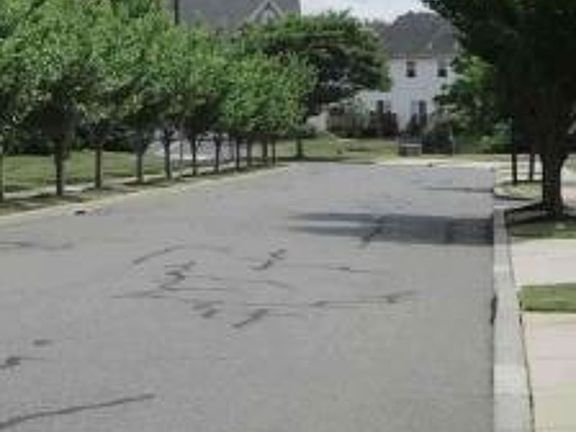 Exterior Neighborhood (street photo)