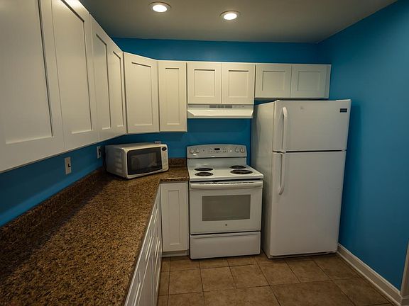 Kitchen (sink still to be installed)