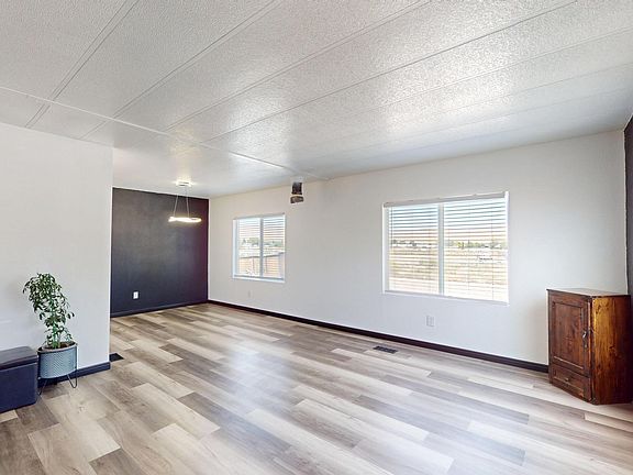3rd image of 10335 Robbie Cir
