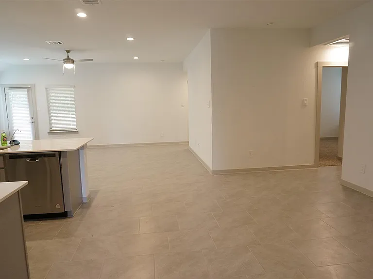 3966 Canyon Shore Ln — Photo 9
