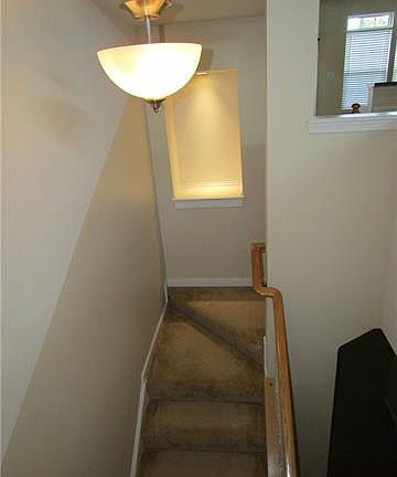 4th image of 8111 Belton Cir