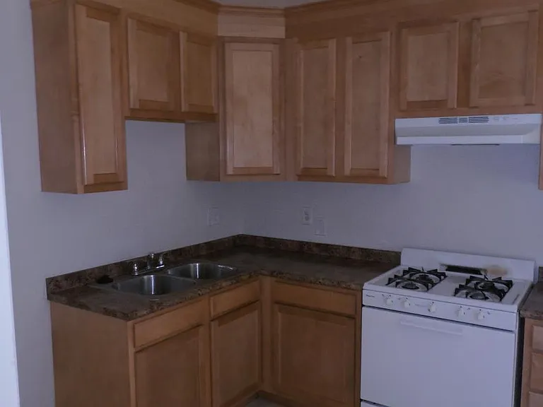 436 S Flower St #2 — Photo 9